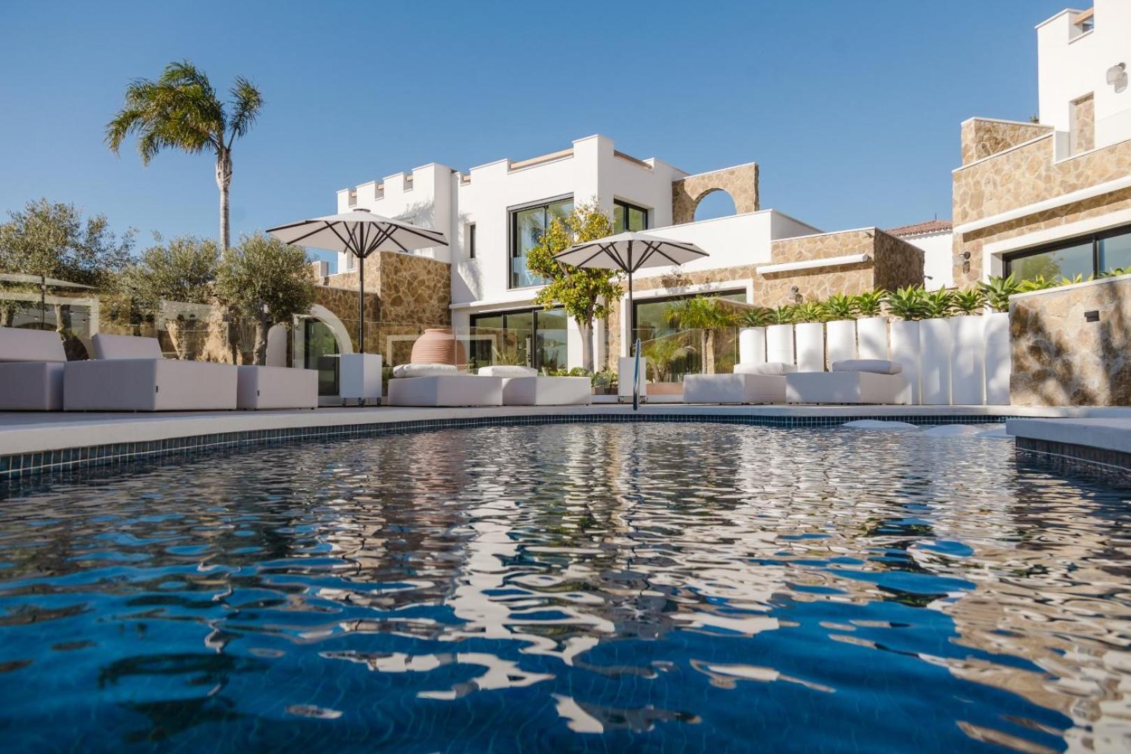 Luxus-Hotelkomplex Spanien – Aufnahme 1